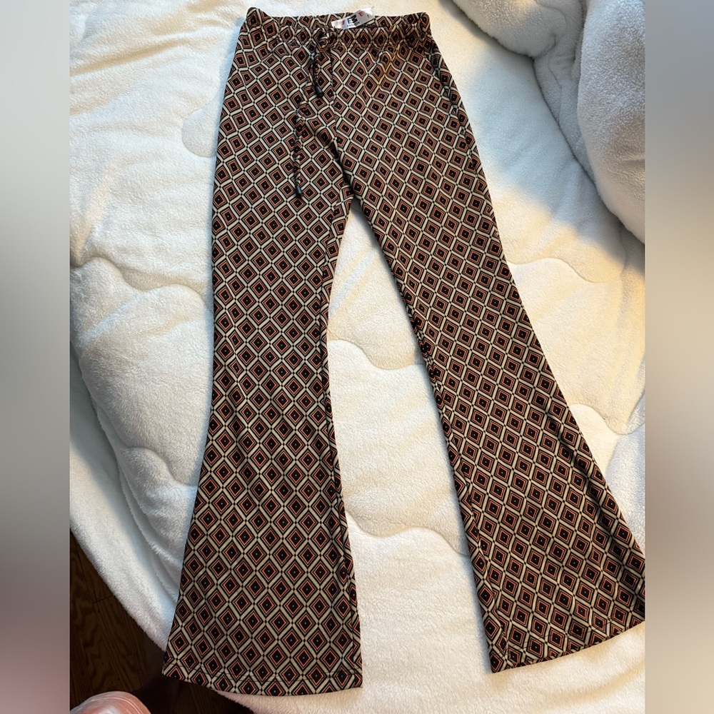 Geometric Patterned Flare Pants - image 1